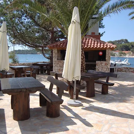 Olive House Apartment Verunic